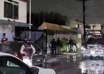 Violento ataque en Monterrey deja un muerto y un herido