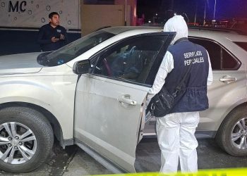 Acusan a soldados de matar a enfermera que viajaba con su familia