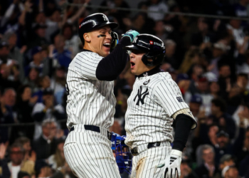 Los Yankees dan señales de vida y aplastan a los Dodgers en el Juego 4 de la Serie Mundial