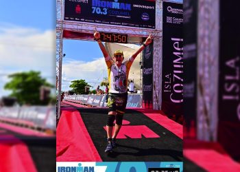 Destacada participación de Guillermo López en el Ironman 70.3