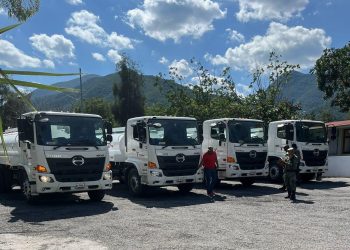 Envía Gobierno de Tamaulipas camiones cisterna en apoyo a Guerrero tras paso del huracán John