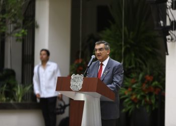 Inaugura Américo rehabilitación de Palacio de Gobierno de Tamaulipas y devela escudos de los 43 municipios
