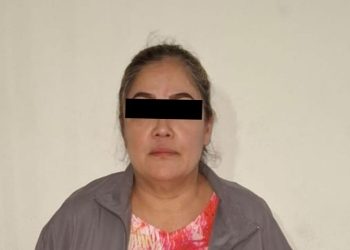 Detienen a madre por agredir a su hija en escuela de Guadalupe, Nuevo León