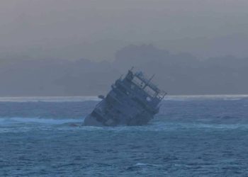 Hundimiento del HMNZS “Manawanui”: Un Golpe a la Marina de Nueva Zelanda