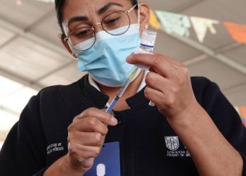 Inicia vacunación por temporada invernal: ¿qué vacunas aplican y dónde acudir?