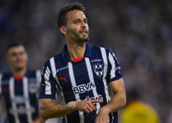 Rayados gana ante León y asegura su choque ante Pumas en cuartos de final