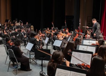 Rinden homenaje a grandes piezas de la música clásica
