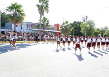 Encabeza Américo Villarreal desfile por el 114 Aniversario del Inicio de la Revolución Mexicana