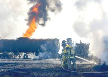 Incendio de Pipa con Diésel en Libramiento Sur II