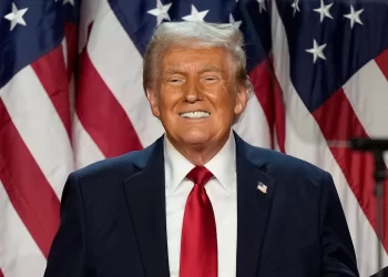 Trump regresa triunfante a la Casa Blanca