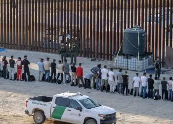 Trump advierte que usará al Ejército para las deportaciones con todo el rigor de la ley