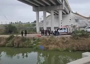 Encuentran cadáver amarrado en canal Anzaldúas