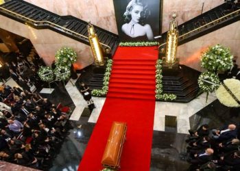 El último adiós a Silvia Pinal: rinden tributo a la diva del cine de oro con homenaje en Bellas Artes