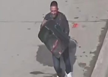 Ladrón huye con bocina robada en la Benito Juárez