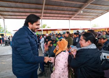 Entrega Gobierno de Reynosa Becas y apoyos para estudiantes, “mamás luchonas y tazos dorados”