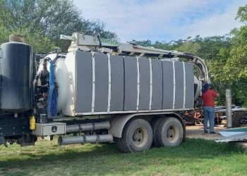 Realiza Secretaría de Recursos Hidráulicos trabajos de sondeo y desazolve en Aldama y Soto la Marina