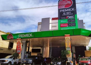 Pactan precio de la gasolina en 24 pesos