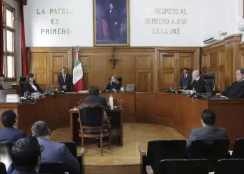 Ejecutivo y Legislativo publican listas finales de aspirantes a ministros; figuran cercanos a la 4T