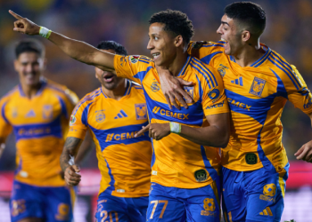 Ozziel Herrera aplica la ley del ex y le da la victoria a Tigres frente al Atlas
