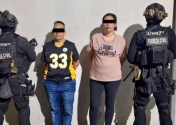 Capturan a dos mujeres con drogas en García