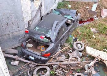 Fuga Fallida: Ladrones Terminan en un Dren