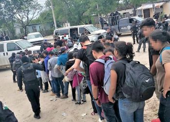 Migrantes optan por regresar a sus países de origen