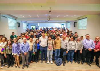 Complementa Gobierno de Reynosa a los apoyos educativos federales