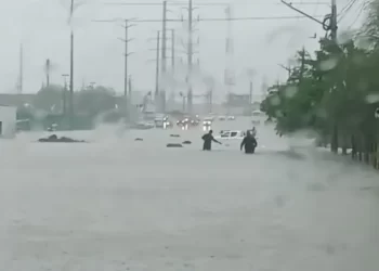 Lluvias provocan inundaciones y caos en McAllen y Reynosa