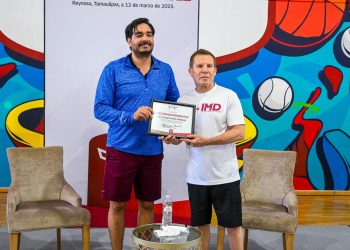 Reconoce Gobierno de Reynosa carrera Imparable de Julio César Chávez