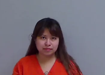 Mujer es arrestada por crueldad animal en McAllen