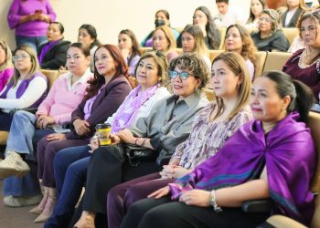 Imparte SEBIEN conferencia Mujer Transformadora