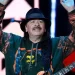 Carlos Santana es hospitalizado por deshidratación