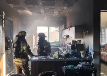 Monterrey: Incendio en edificio de departamentos de Mitras Sur