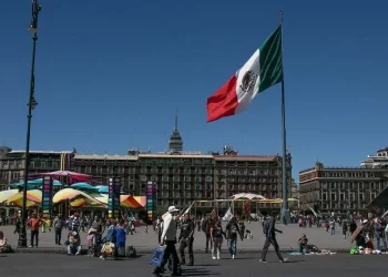 Economía de México, la más afectada por aranceles de Trump; FMI prevé caída del PIB a -0.3%