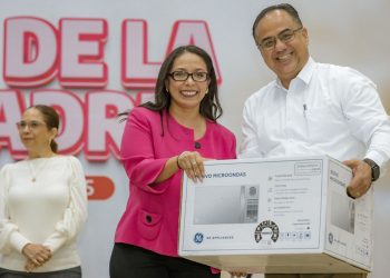 Celebra y reconoce SET a madres trabajadoras