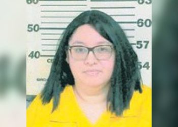 Madre de niño fallecido por inanición se declara culpable