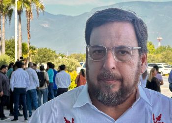 Entregan 200 plazas docentes en Tamaulipas