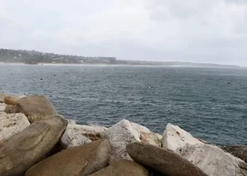 Erick es huracán categoría 1; podría intensificarse en las próximas horas