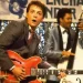 Michael J. Fox pide ayuda para encontrar guitarra perdida de “Volver al Futuro“