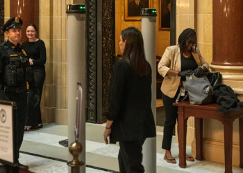 Corte Suprema de Wisconsin invalida ley de 1849 que prohibía el aborto