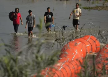 DHS construirá barrera de 17 millas en el río Bravo en el sur de Texas