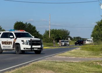 Vinculan a joven de 17 años por tiroteo que dejó una adolescente herida en Edinburg