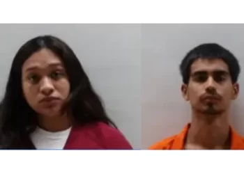 Madre y novio acusados de abuso infantil en Texas