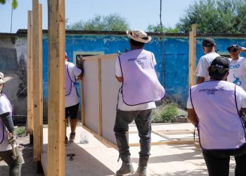 Continúan DIF Tamaulipas, INJUVE y TECHO construyendo vivienda progresiva para población vulnerable