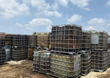 Nuevo León: Aseguran 5 mil litros de presunto huachicol en Cadereyta