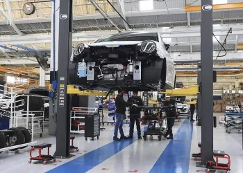 Industria mexicana automotriz en crisis