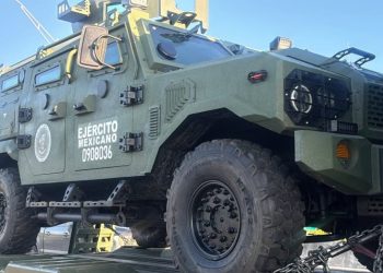 Convoy militar mexicano cruza Texas rumbo a ejercicios en EE.UU.