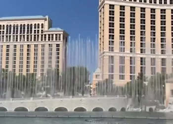 Arrestan a adolescente por ciberataques a casinos de Las Vegas