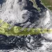 Narda se convierte en huracán y amenaza con lluvias intensas en México