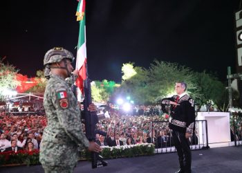 Da Américo Villarreal Grito de Independencia junto a miles de familias tamaulipecas